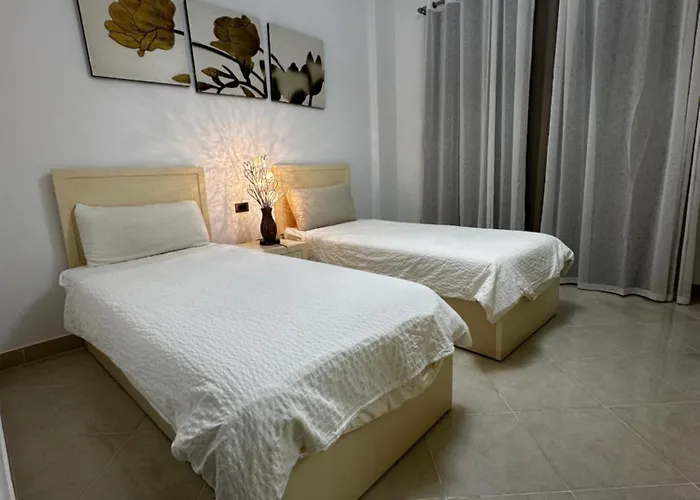 Joy 2 Bedrooms For Foreigners Passport Holders Only Apartment *