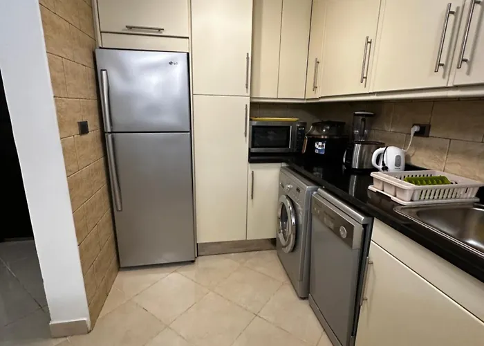 Joy 2 Bedrooms For Foreigners Passport Holders Only * Hurghada